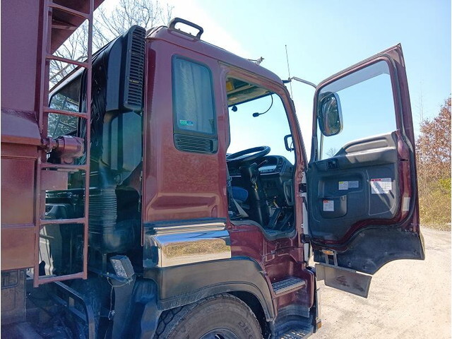 いすゞギガダンプ大型（10t）[写真15]