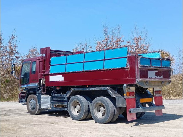 いすゞギガダンプ大型（10t）[写真02]