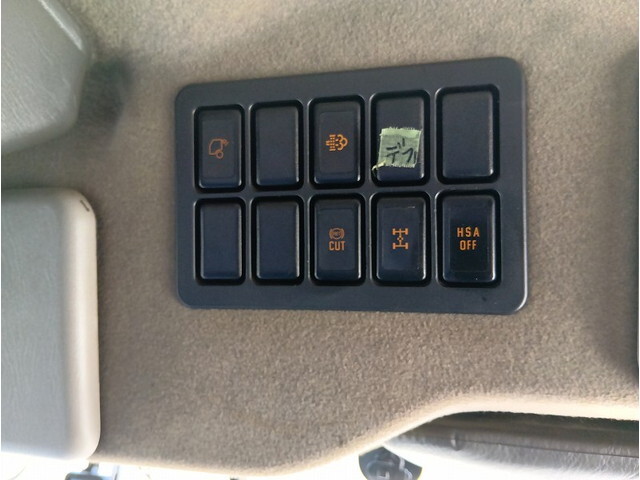 いすゞギガダンプ大型（10t）[写真23]