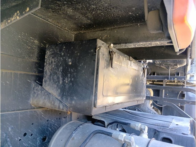 いすゞギガダンプ大型（10t）[写真31]