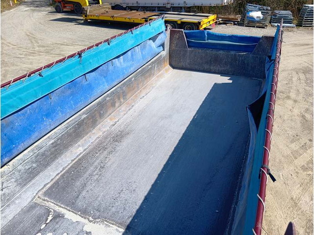 いすゞギガダンプ大型（10t）[写真07]