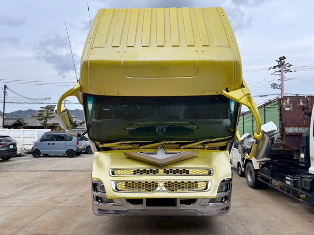 三菱ふそうスーパーグレートダンプ大型（10t）[写真19]