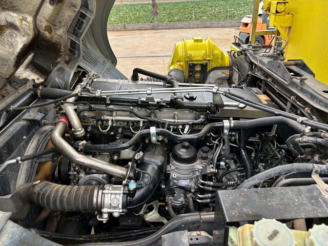 三菱ふそうスーパーグレートダンプ大型（10t）[写真25]