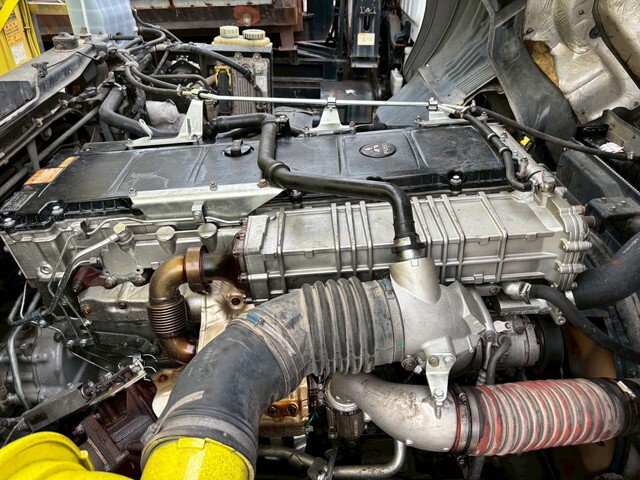 三菱ふそうスーパーグレートダンプ大型（10t）[写真26]