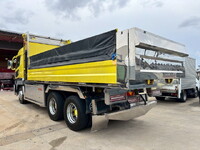 三菱ふそうスーパーグレートダンプ大型（10t）[写真02]