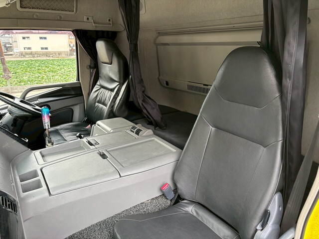 三菱ふそうスーパーグレートダンプ大型（10t）[写真33]