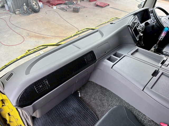 三菱ふそうスーパーグレートダンプ大型（10t）[写真35]