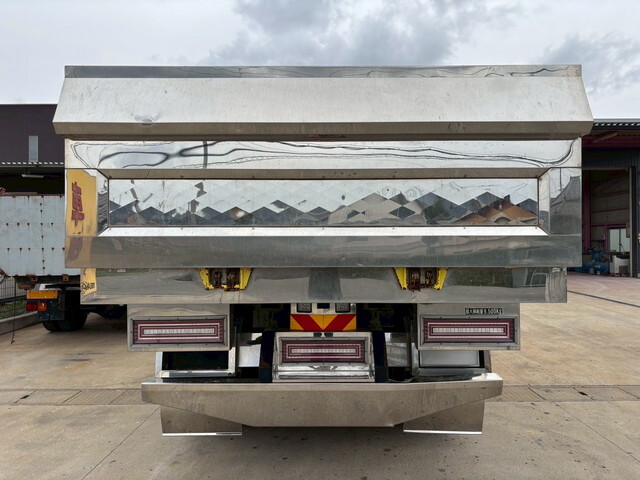 三菱ふそうスーパーグレートダンプ大型（10t）[写真06]