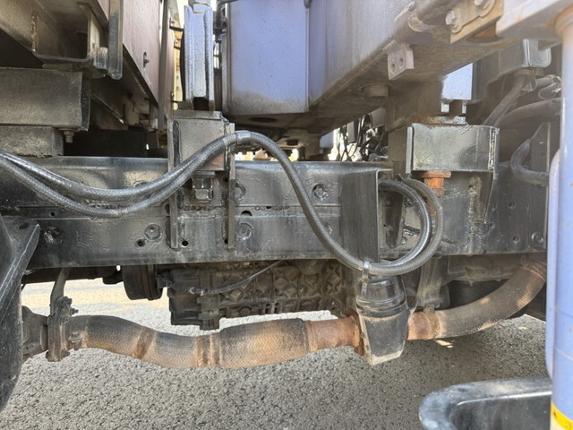 いすゞエルフクレーン4段小型（2t・3t）[写真22]