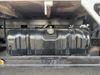 いすゞエルフクレーン4段小型（2t・3t）[写真24]