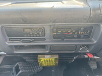 いすゞエルフクレーン4段小型（2t・3t）[写真07]