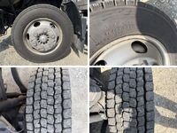 いすゞエルフ冷凍車（冷蔵車）小型（2t・3t）[写真24]