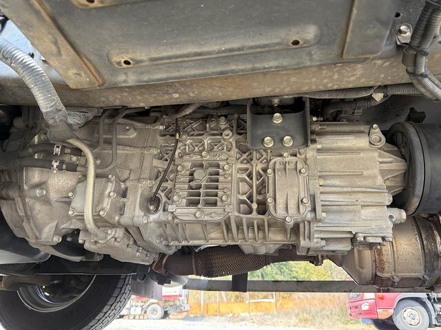 いすゞエルフ冷凍車（冷蔵車）小型（2t・3t）[写真25]