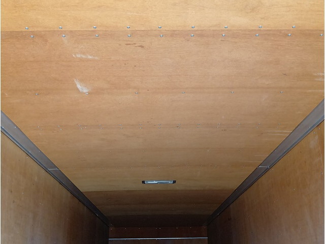 UDトラックスコンドルアルミバン中型（4t）[写真10]