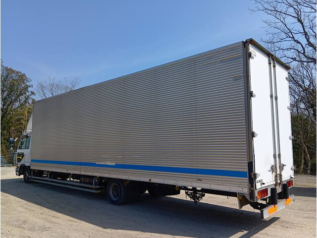 UDトラックスコンドルアルミバン中型（4t）[写真02]