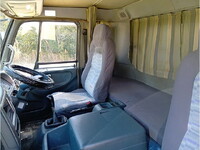 UDトラックスコンドルアルミバン中型（4t）[写真28]