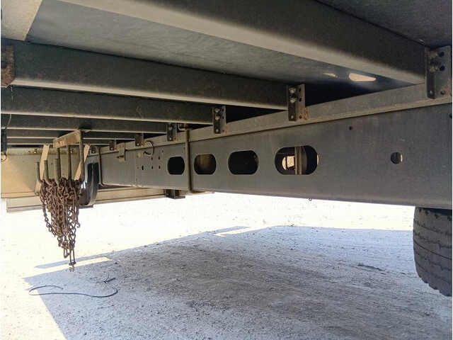 UDトラックスコンドルアルミバン中型（4t）[写真34]