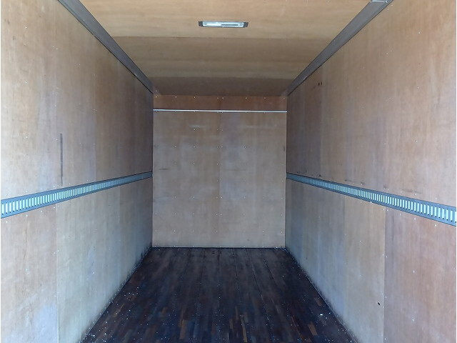 UDトラックスコンドルアルミバン中型（4t）[写真09]