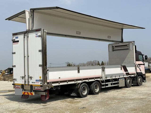 いすゞギガアルミウイング大型（10t）[写真02]