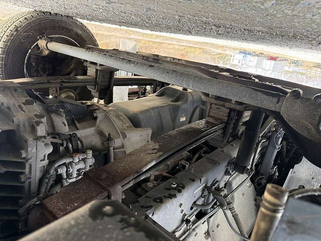 いすゞギガアルミウイング大型（10t）[写真21]