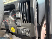 いすゞギガアルミウイング大型（10t）[写真29]