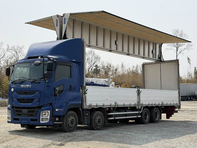 いすゞギガアルミウイング大型（10t）[写真01]