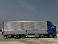 いすゞギガアルミウイング大型（10t）[写真09]