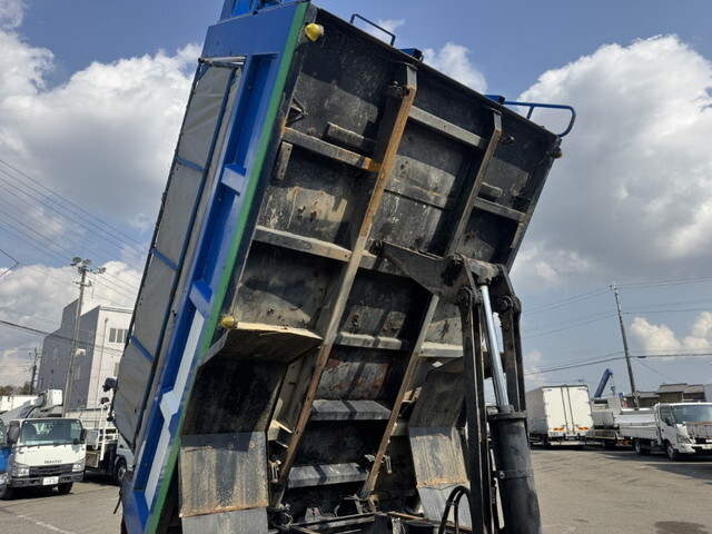 三菱ふそうファイターダンプ増トン（6t・8t）[写真12]