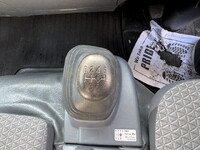 いすゞエルフ平ボディ小型（2t・3t）[写真11]