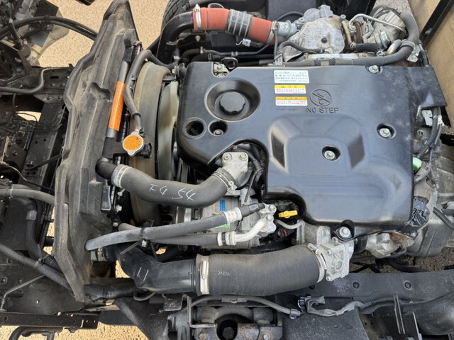 いすゞエルフ平ボディ小型（2t・3t）[写真33]