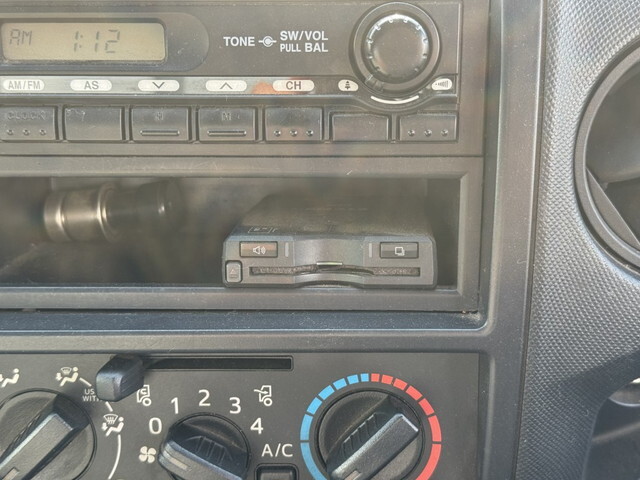 日野デュトロ平ボディ小型（2t・3t）[写真11]