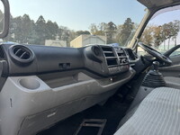 日野デュトロ平ボディ小型（2t・3t）[写真15]