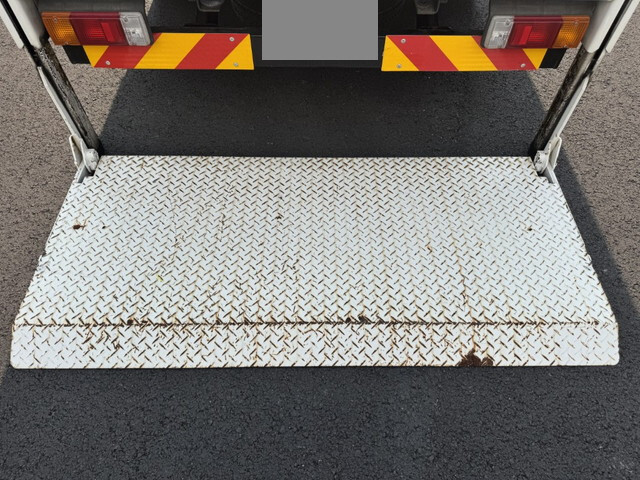 日野デュトロ平ボディ小型（2t・3t）[写真18]