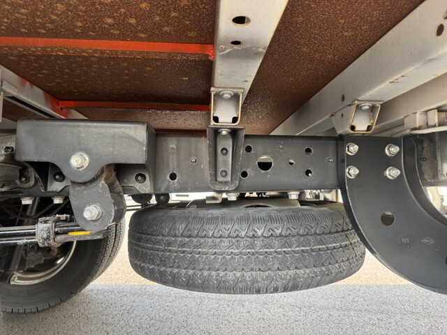 日野デュトロ平ボディ小型（2t・3t）[写真27]