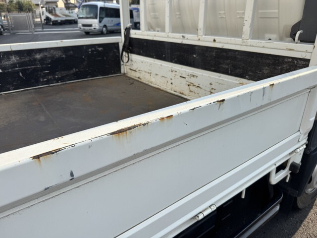 日野デュトロ平ボディ小型（2t・3t）[写真36]
