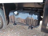 いすゞエルフ高所作業車小型（2t・3t）[写真23]