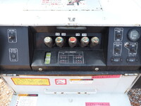 いすゞエルフ高所作業車小型（2t・3t）[写真26]