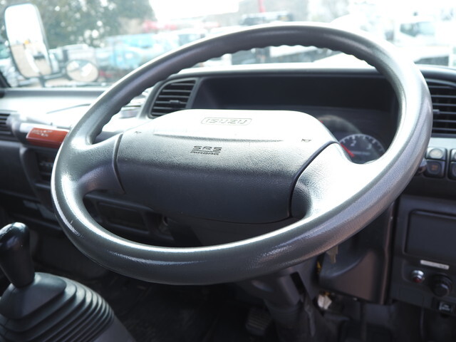 いすゞエルフ高所作業車小型（2t・3t）[写真36]