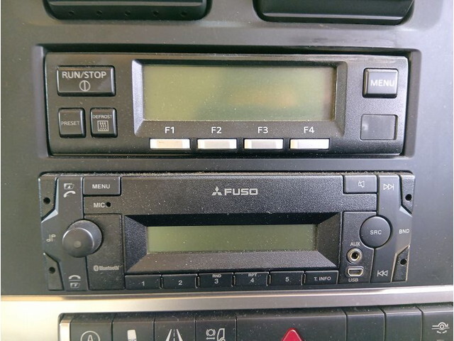 三菱ふそうスーパーグレート冷凍車（冷蔵車）大型（10t）[写真21]