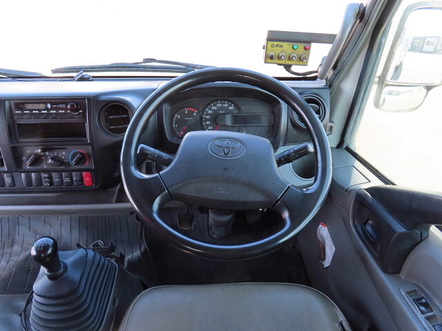 トヨタトヨエースパッカー車（塵芥車）小型（2t・3t）[写真21]