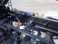 いすゞフォワードコンテナ専用車中型（4t）[写真16]