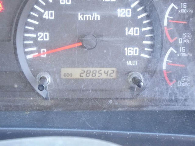 いすゞフォワードコンテナ専用車中型（4t）[写真20]