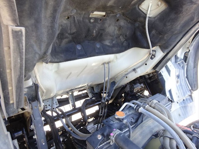 いすゞフォワードコンテナ専用車中型（4t）[写真29]