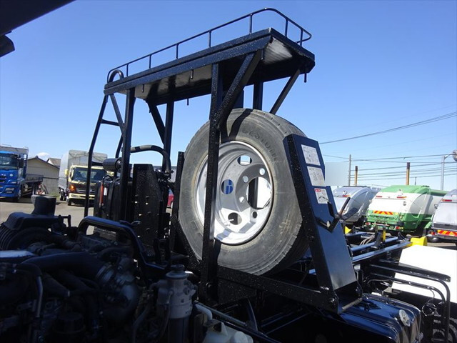 いすゞフォワードコンテナ専用車中型（4t）[写真30]