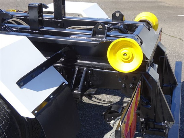 いすゞフォワードコンテナ専用車中型（4t）[写真06]