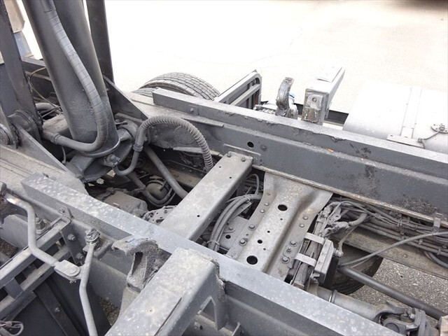 日野プロフィア深ダンプ（土砂禁ダンプ）大型（10t）[写真13]