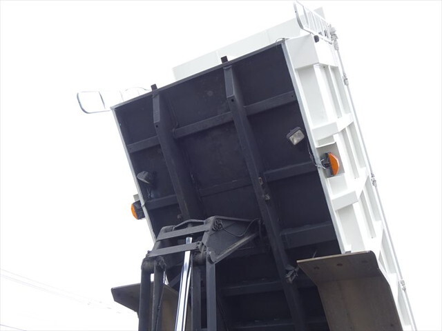 日野プロフィア深ダンプ（土砂禁ダンプ）大型（10t）[写真08]