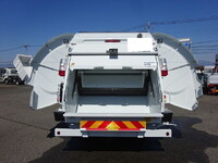 三菱ふそうファイターパッカー車（塵芥車）増トン（6t・8t）[写真14]