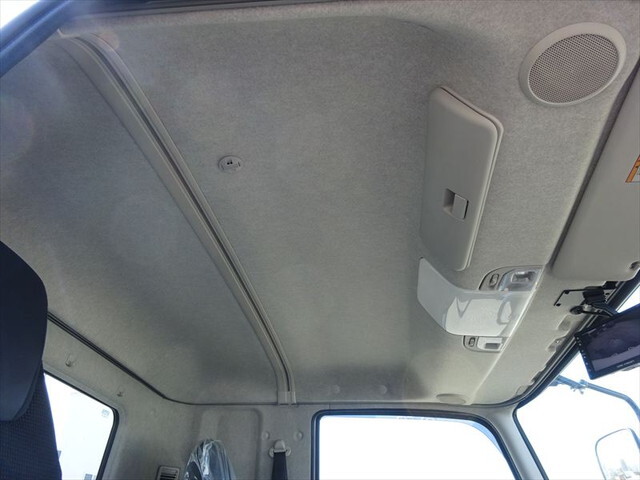 三菱ふそうファイターパッカー車（塵芥車）増トン（6t・8t）[写真23]