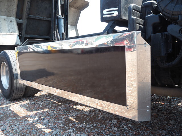 三菱ふそうファイターダンプ中型（4t）[写真11]